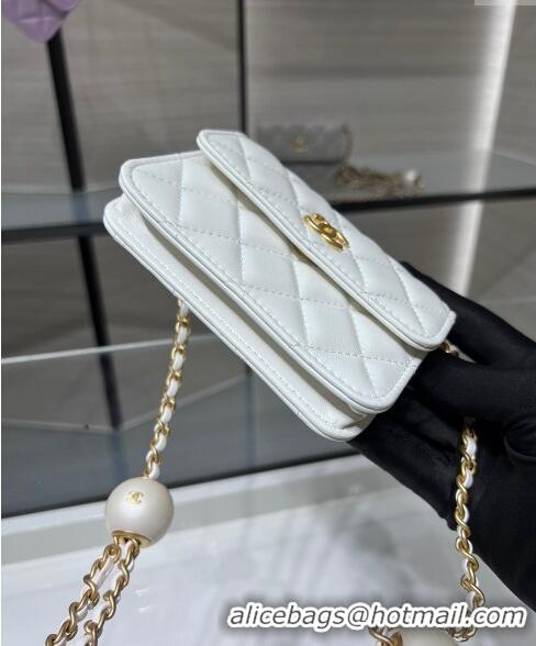 Spot Bulk Chanel Lambskin Clutch with Pearls Chain AP4010 White 2024