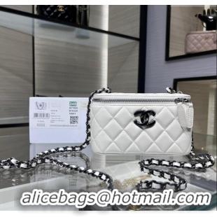 Luxury Classic Chanel Lambskin Clutch with Chain AP3905 White/Black 2024