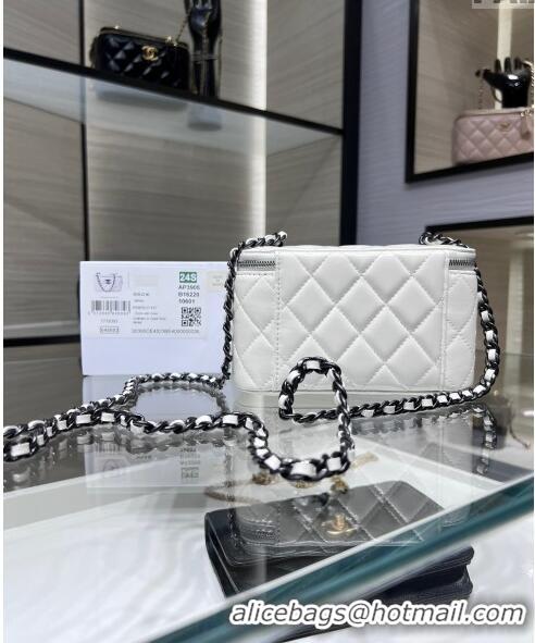 Luxury Classic Chanel Lambskin Clutch with Chain AP3905 White/Black 2024