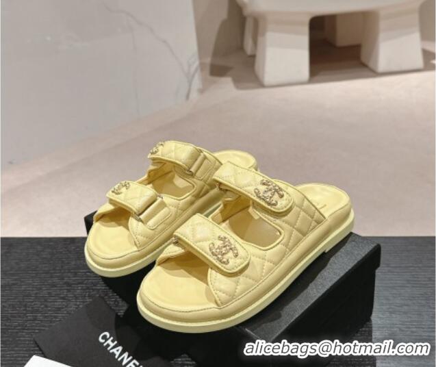 Stylish Chanel Quilted Lambskin Strap Flat Slides Sandal with Chain CC Yellow 601043