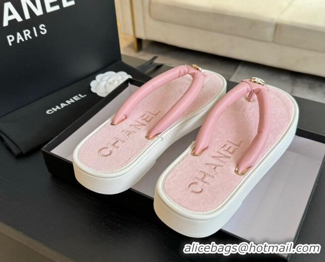 Popular Style Chanel Lambskin Thong Flat Slides Sandal with CC Patch Light Pink 601051