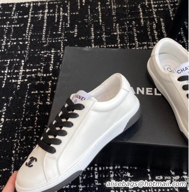 Durable Chanel CC White Calfskin Sneakers Black 601104