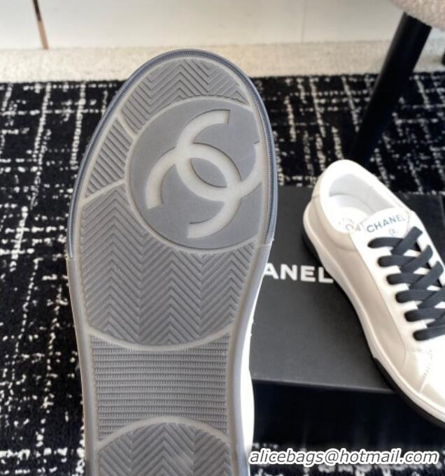 Durable Chanel CC White Calfskin Sneakers Black 601104