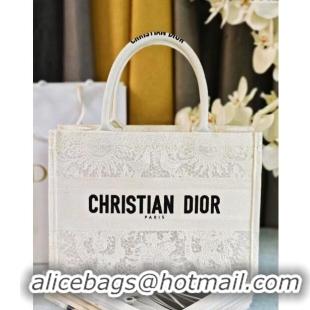 Top Grade Dior Medium Book Tote Bag  in Toile de Jouy Soleil Macrame CD2801 White 2024