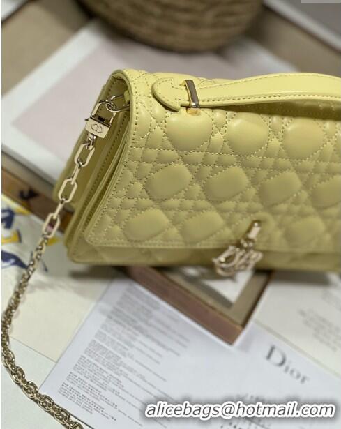 Top Design Dior My Dior Top Handle Bag Latte Cannage Lambskin CD2831 Yellow 2024