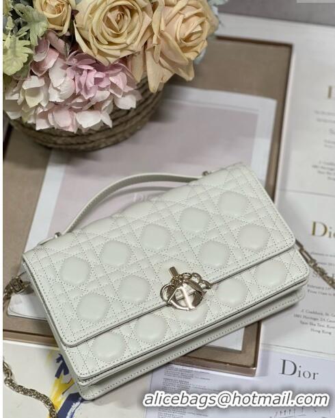 Famous Brand Dior My Dior Top Handle Bag Latte Cannage Lambskin CD2831 White 2024