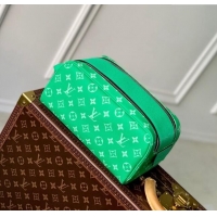 Top Quality Louis Vuitton Dopp Kit Toilet Pouch in Monogram Canvas M31013 Green 2024