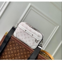 Luxury Discount Louis Vuitton Alpha Wearable Wallet Mini Bag in Monogram Canvas M31069 White 2024