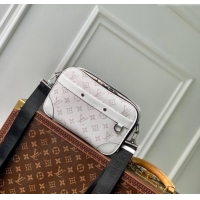 Pretty Style Louis Vuitton Alpha Messenger bag in Leather and Monogram Canvas M31069 Optic White 2024