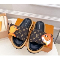 Sophisticated Louis Vuitton Pool Pillow Comfort Slide Sandals in Chick and Leopard Nylon 606154