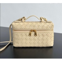 Buy Luxury Bottega Veneta Bang Bang Vanity Case in Intrecciato Leather 789109 Beige 2024