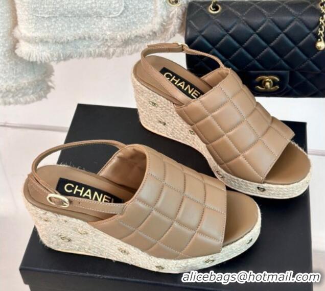 Trendy Design Chanel Quilted Lambskin Wedge Sandals 8cm with Logo Charm Brown 603041