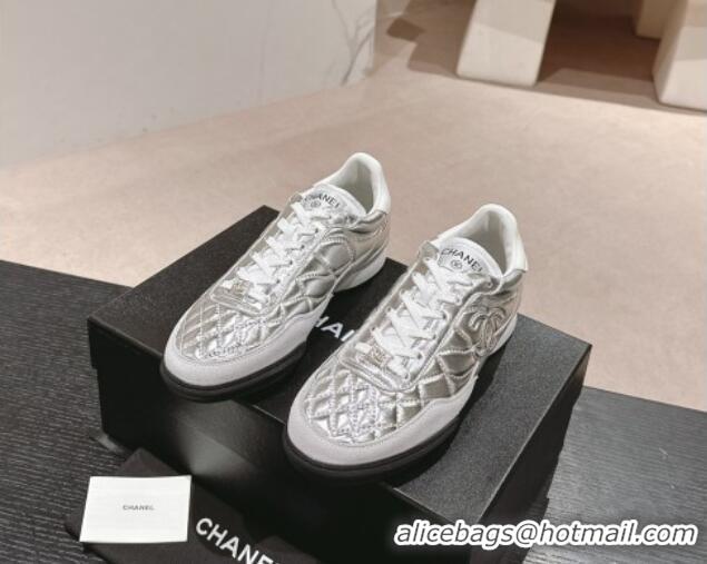 Pretty Style Chanel Quilted Calfskin Sneakers G45335 Silver 603044