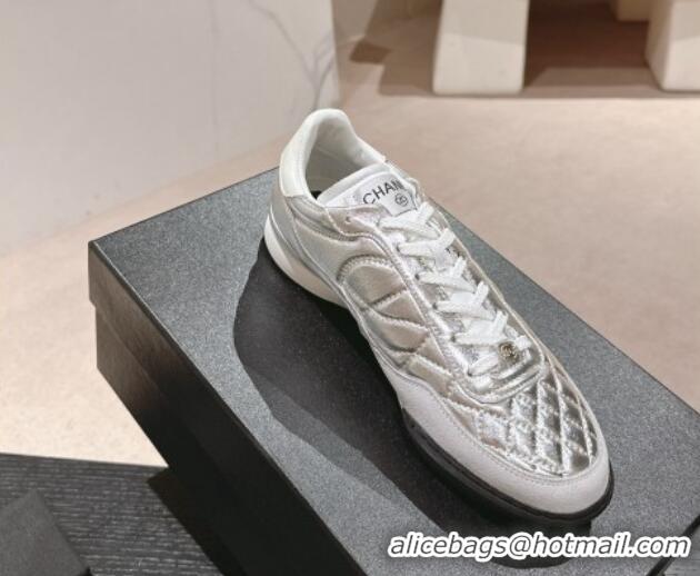 Pretty Style Chanel Quilted Calfskin Sneakers G45335 Silver 603044