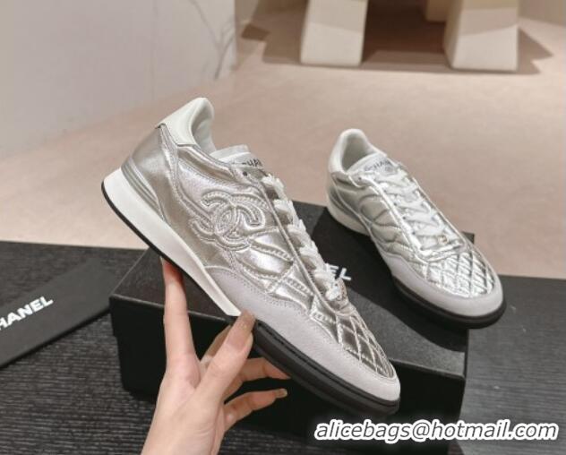 Pretty Style Chanel Quilted Calfskin Sneakers G45335 Silver 603044