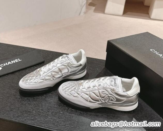 Pretty Style Chanel Quilted Calfskin Sneakers G45335 Silver 603044