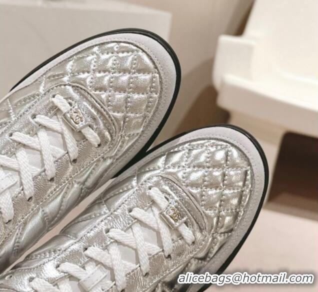 Pretty Style Chanel Quilted Calfskin Sneakers G45335 Silver 603044