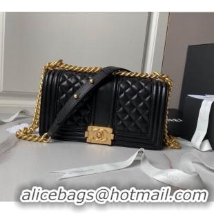 Buy Discount Chanel Grained Shiny Calfskin Medium Boy Handbag A67086 Black 2024