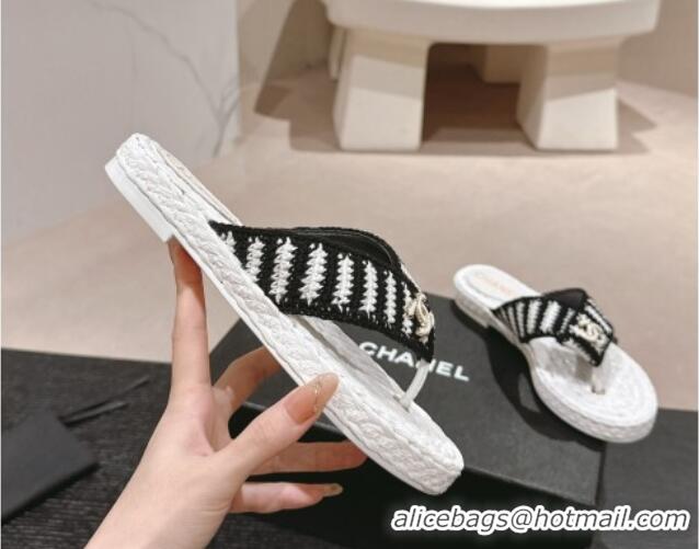 Luxurious Chanel Knit Flat Thong Slides Sandal White/Black 701129