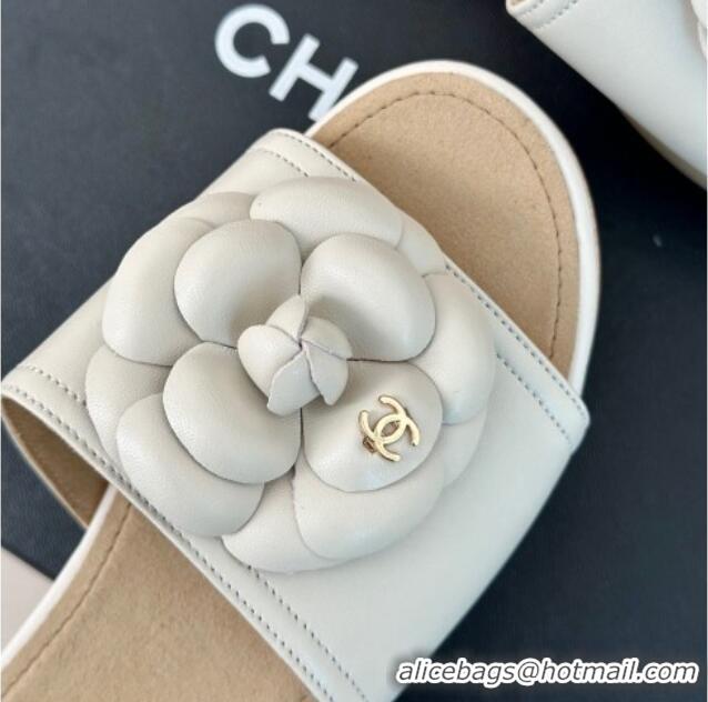 Charming Chanel Calfskin Heel Slides Sandal 4cm with Camellia Bloom White 701139