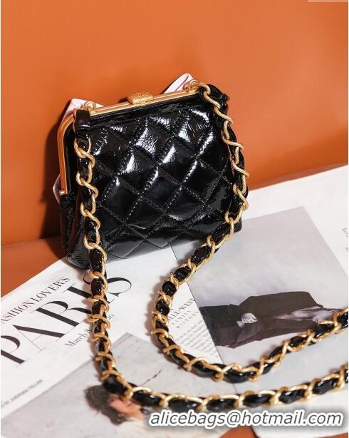 Famous Brand Chanel Patent Crumpled Lambskin Clutch with Chain and Bow AP4028 Black/Pink 2024