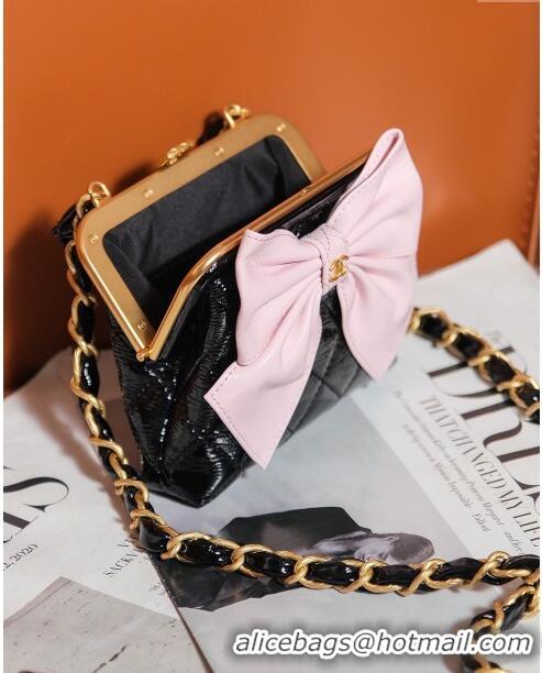 Famous Brand Chanel Patent Crumpled Lambskin Clutch with Chain and Bow AP4028 Black/Pink 2024