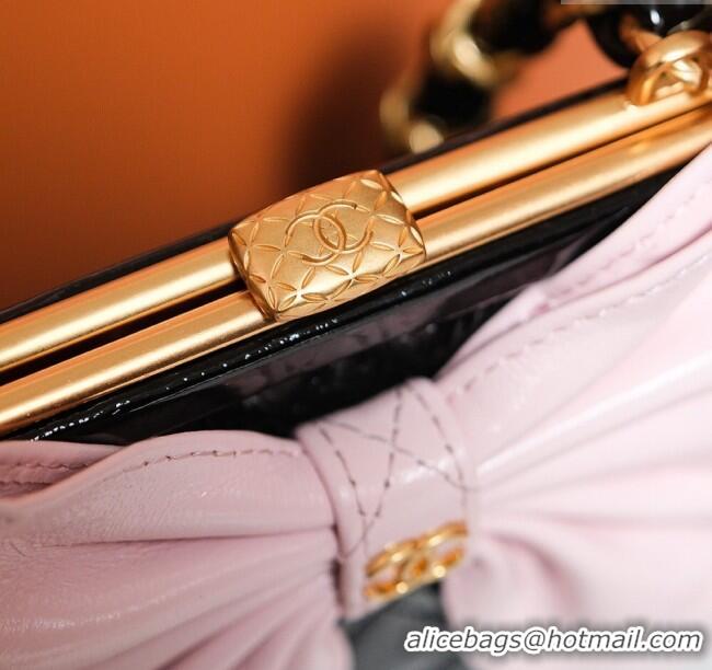 Famous Brand Chanel Patent Crumpled Lambskin Clutch with Chain and Bow AP4028 Black/Pink 2024