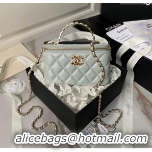 Traditional Specials Chanel Lambskin Vanity Case Clutch with Chain AP3799 Light Grey 2024