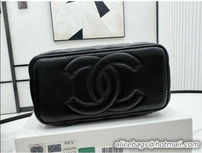 Well Crafted Chanel Lambskin Vanity Case Clutch with Chain A96069 Black 2024