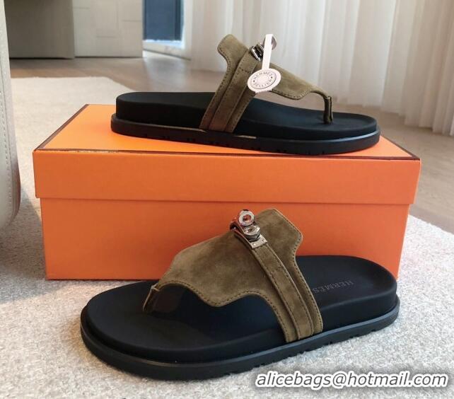 Luxurious Hermes Empire Thong Slide Sandal in Suede with Kelly Buckle Khaki Green 703023