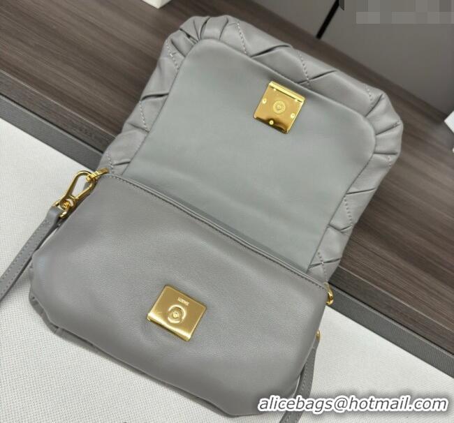 Famous Brand Loewe Mini Puffer Goya bag in pleated shiny nappa lambskin 062465 Pearl Grey 2024