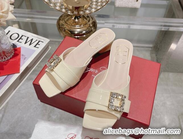 Grade Quality Roger Vivier Très Vivier Strass Buckle Heel Slide Sandals 4.5cm in Patent Leather White 506141