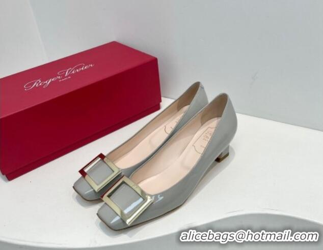 Leisure Roger Vivier Trompette Metal Buckle Pumps 4.5cm in Patent Leather Light Grey 611130