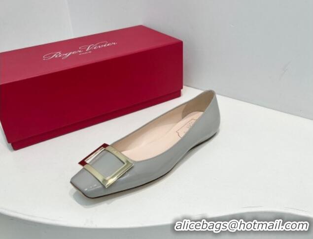 Best Price Roger Vivier Trompette Metal Buckle Ballerinas Flat in Patent Leather Light Grey 611131