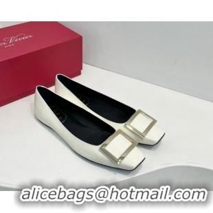 Low Price Roger Vivier Trompette Metal Buckle Ballerinas Flat in Patent Leather White 611140