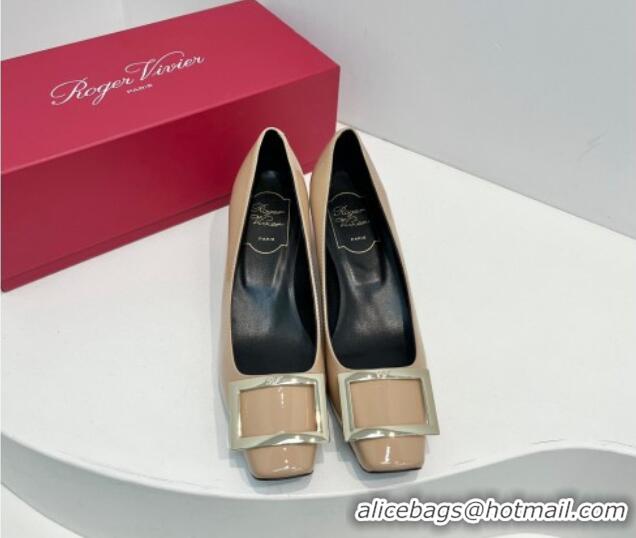 Stylish Roger Vivier Trompette Metal Buckle Pumps 4.5cm in Patent Leather Beige 611142