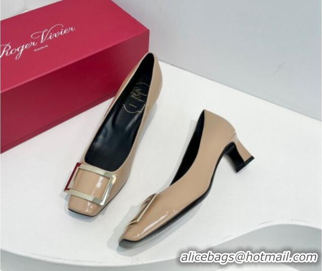 Stylish Roger Vivier Trompette Metal Buckle Pumps 4.5cm in Patent Leather Beige 611142