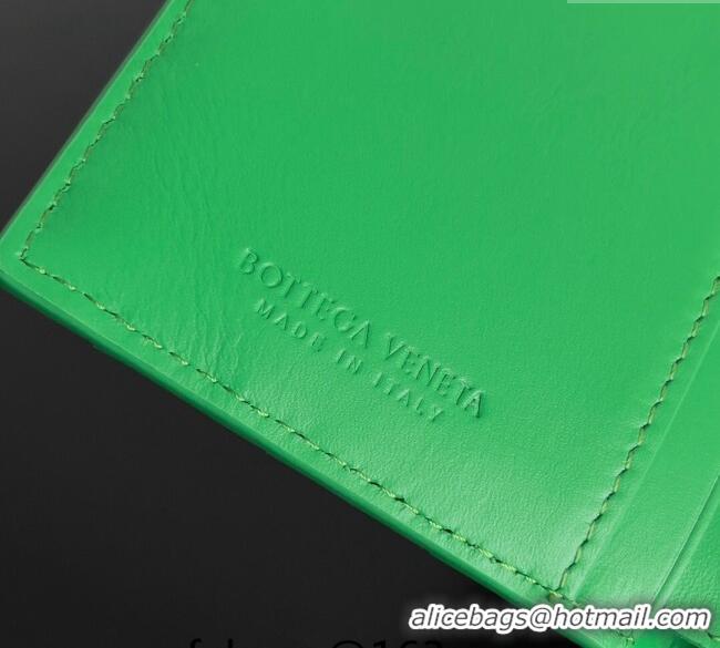 Best Price Bottega Veneta Medium Intrecciato Leather Bi-Fold Zip Wallet 667468 Green 2024