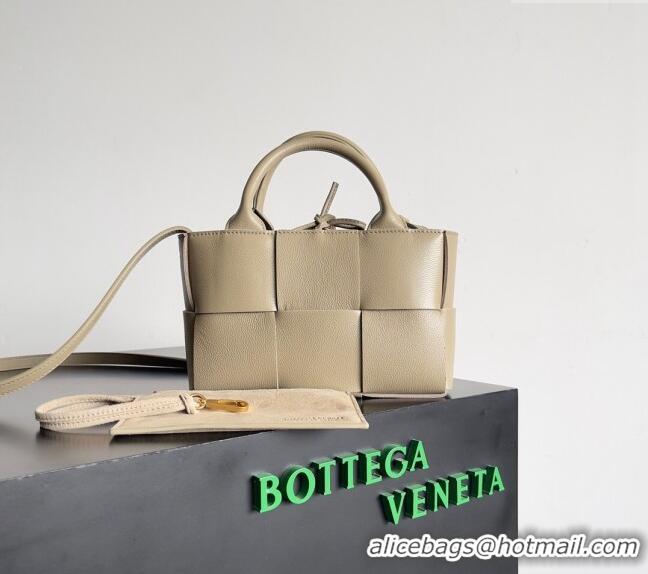 Pretty Style Bottega Veneta Candy Arco Tote Bag 729029 Beige 2024