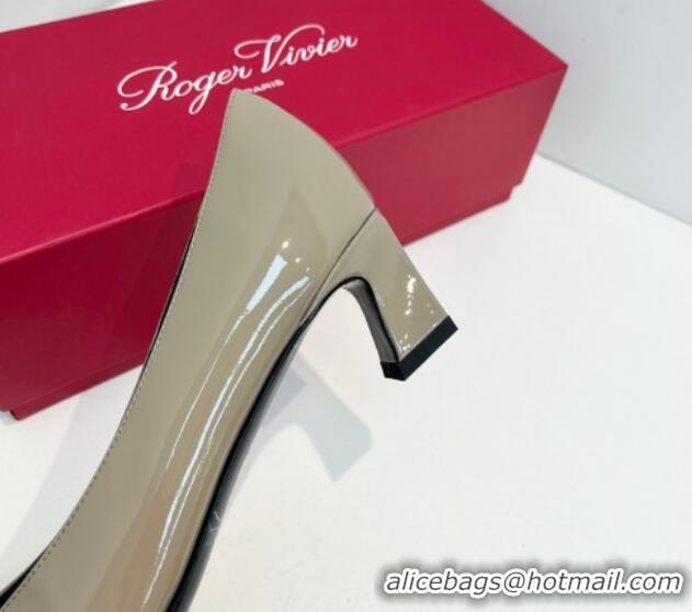 Pretty Style Roger Vivier Trompette Metal Buckle Pumps 4.5cm in Patent Leather Grey 611145