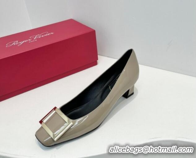 Pretty Style Roger Vivier Trompette Metal Buckle Pumps 4.5cm in Patent Leather Grey 611145