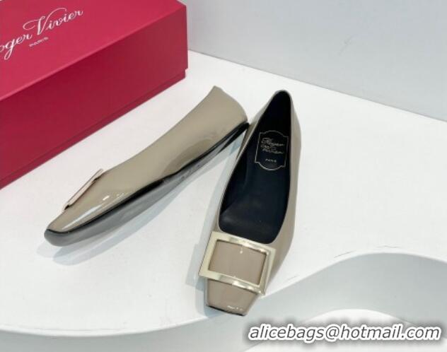 Sumptuous Roger Vivier Trompette Metal Buckle Ballerinas Flat in Patent Leather Grey 611146