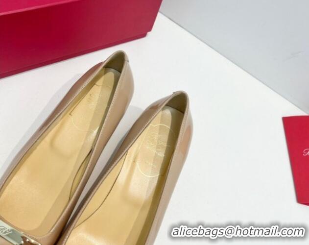 Pretty Style Roger Vivier Belle Vivier Metal Buckle Pumps 4.5cm in Patent Leather Beige 611158