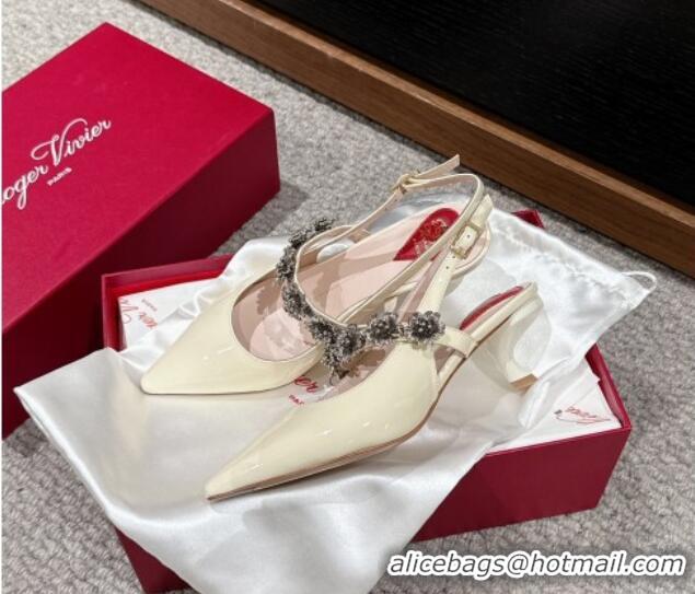 Buy Luxury Roger Vivier Virgule Flower Slingback Pumps 5.5cm in Patent Leather White 704030