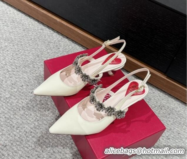 Buy Luxury Roger Vivier Virgule Flower Slingback Pumps 5.5cm in Patent Leather White 704030