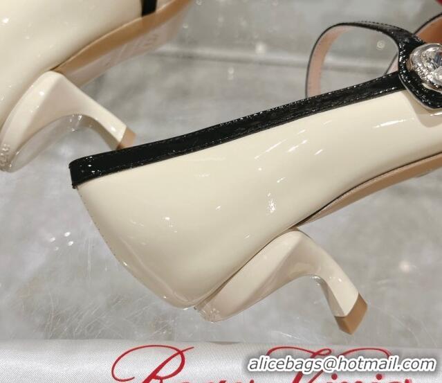 Good Looking Roger Vivier Mary Jane Virgule Pumps 4.5cm in patent leather White/Black 704048