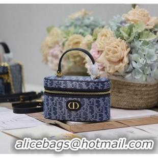 Promotional Dior 30 Montaigne Mini Vanity Case in Blue Denim Dior Oblique Jacquard 5198 2024