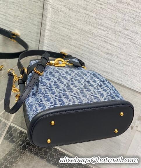 Unique Grade Dior Medium C'est Dior Bag in Blue Denim Oblique Jacquard D5092 2024