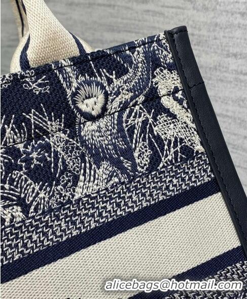 Promotional Dior Small Book Tote bag in Blue Toile de Jouy Reverse Embroidery and Calfskin D0716 2024