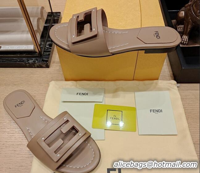 Good Looking Fendi Baguette Flat Slide Sandals in Lambskin Beige 326073